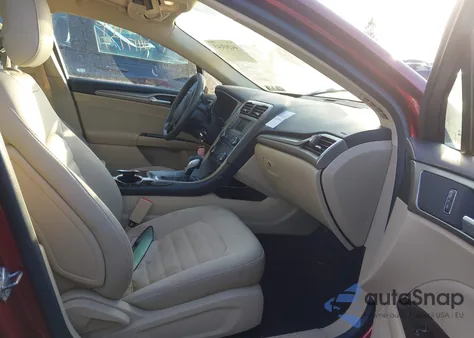 2014 Ford Fusion Se z USA, uszkodzony, nr VIN 3FA6P0H78ER331543